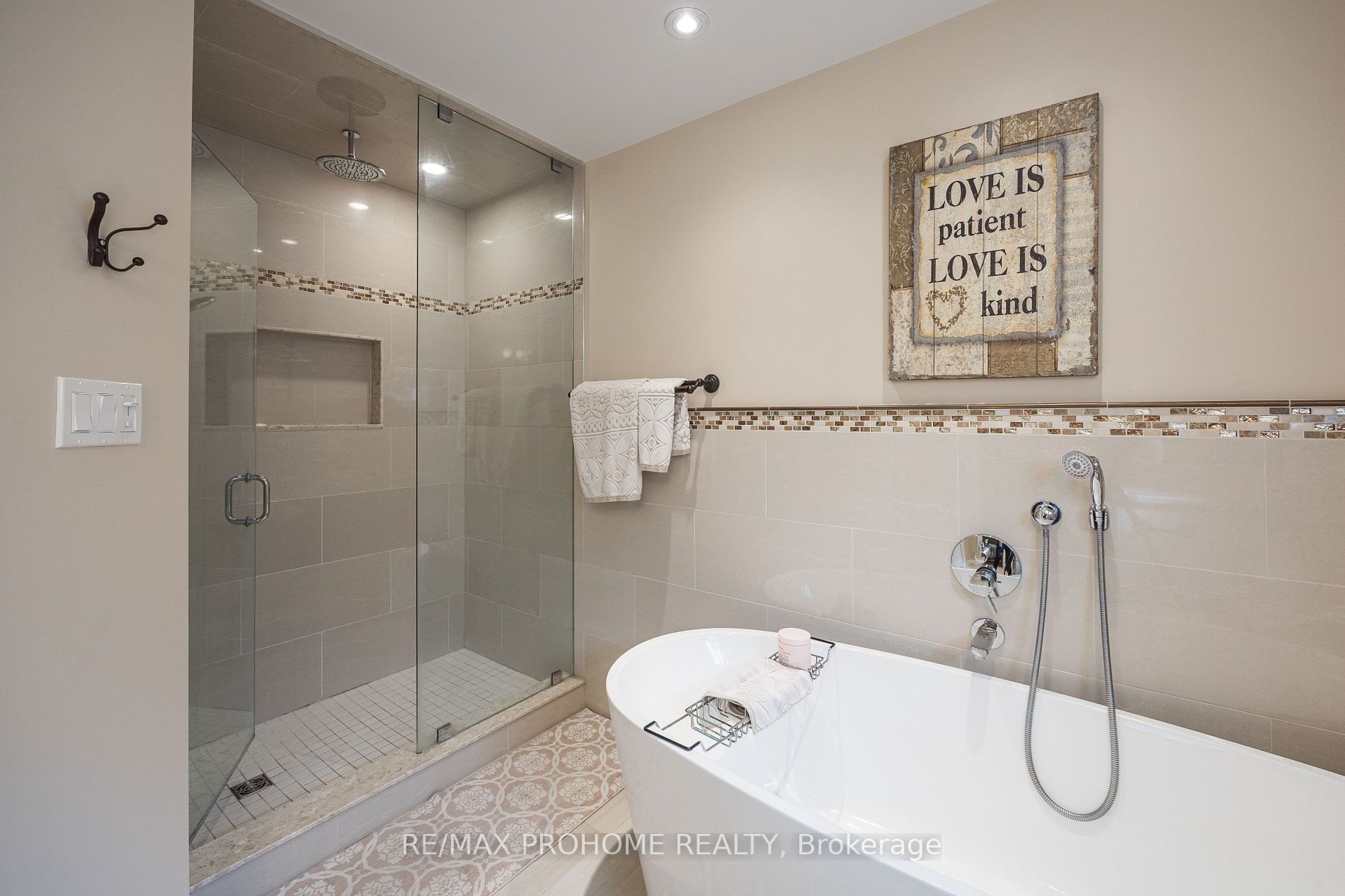 42 Foundry Cres