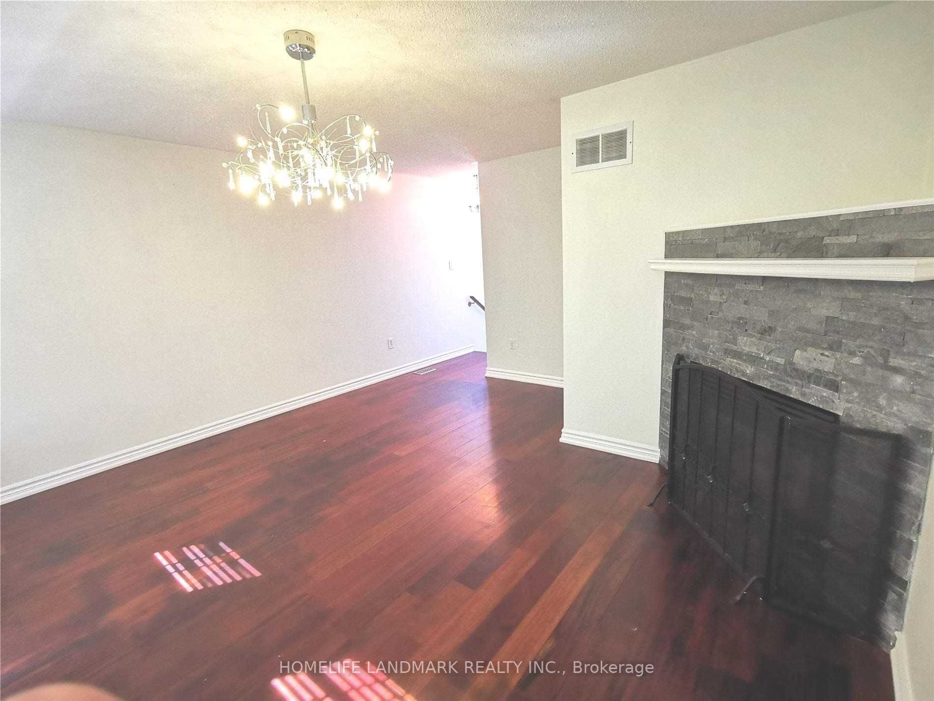 135 Stonebriar Dr
