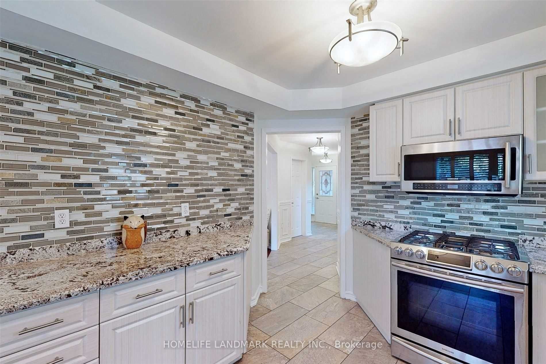 135 Stonebriar Dr