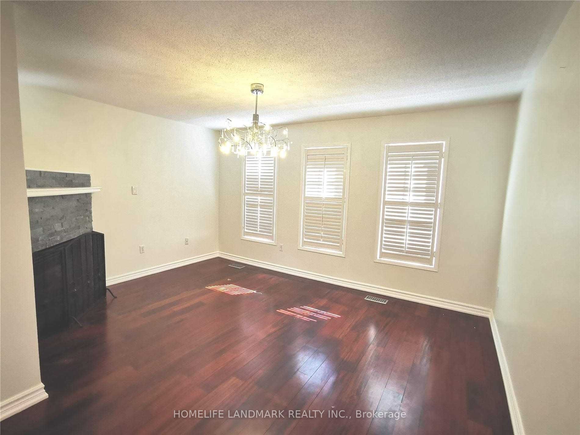 135 Stonebriar Dr