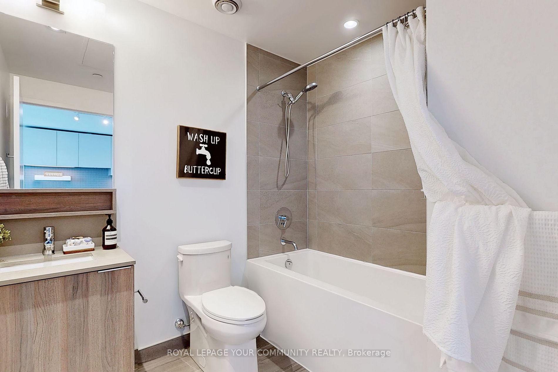 950 Portage Pkwy, #4501