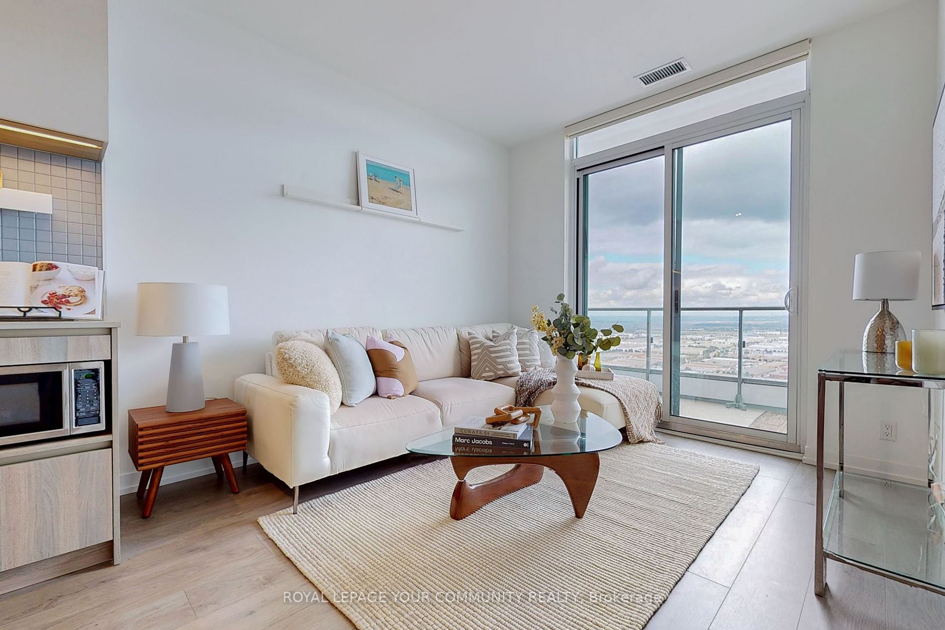 950 Portage Pkwy, #4501
