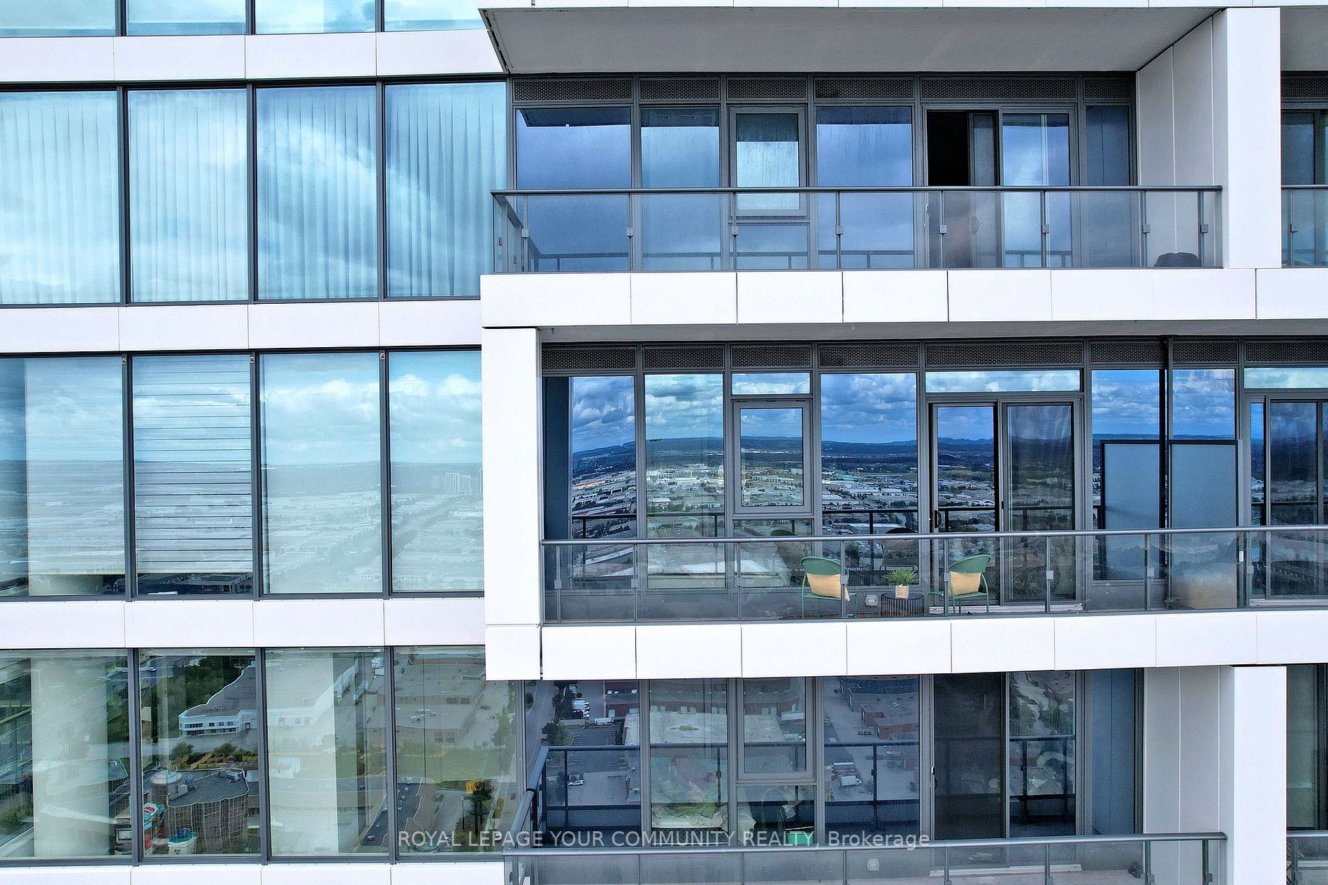 950 Portage Pkwy, #4501