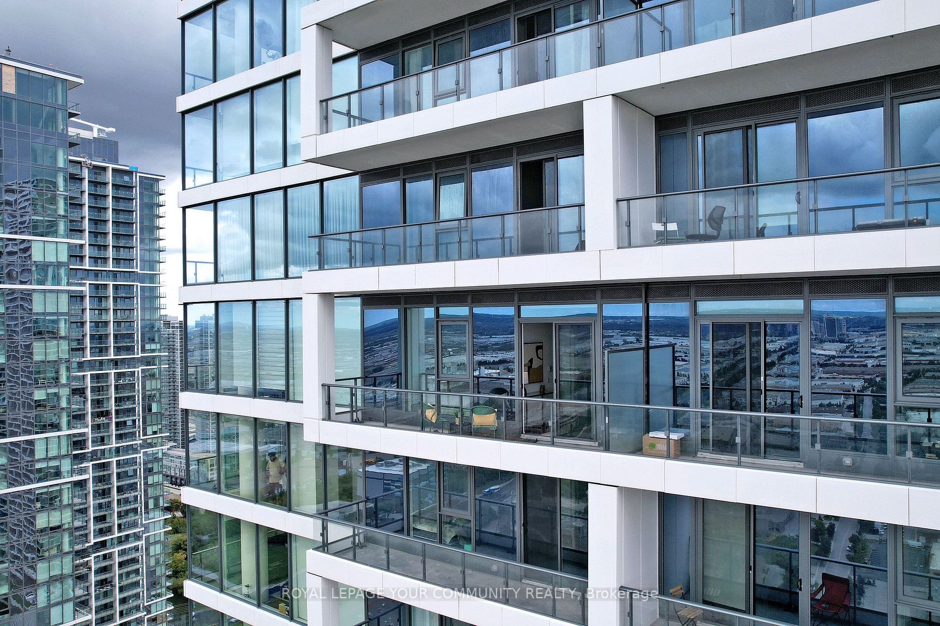 950 Portage Pkwy, #4501