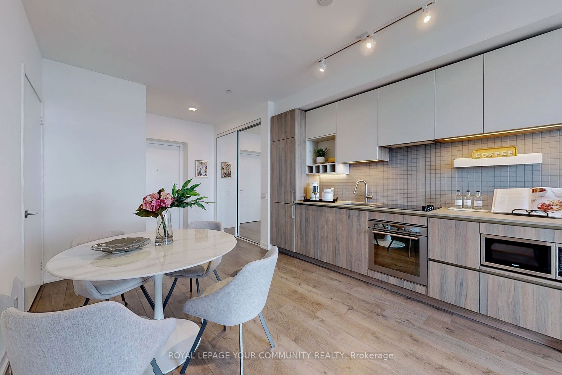 950 Portage Pkwy, #4501