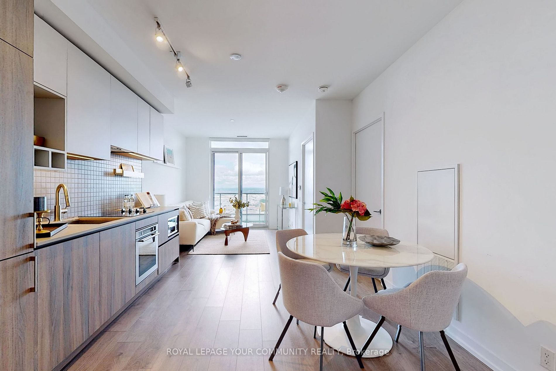 950 Portage Pkwy, #4501