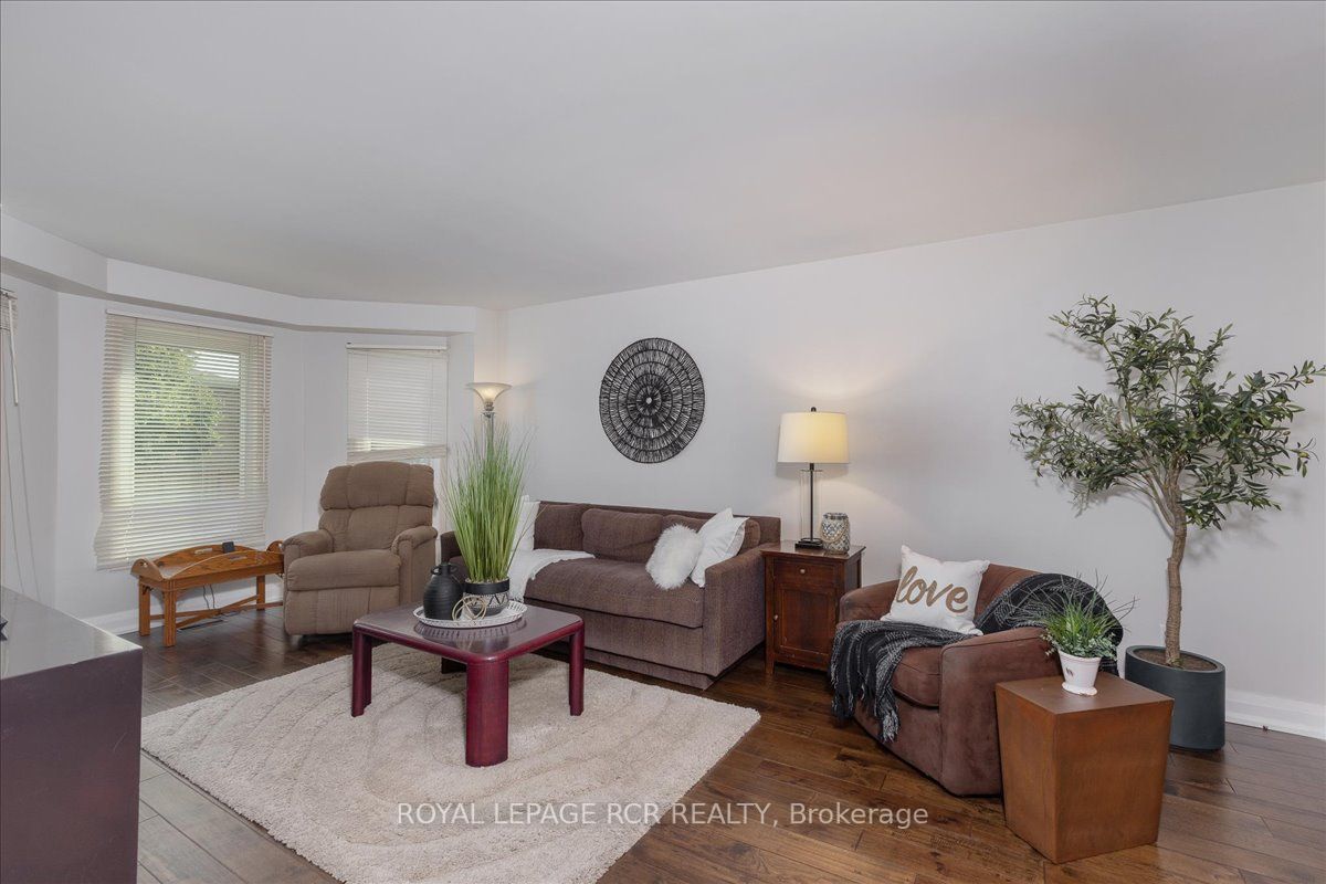 8 Hiram Rd
