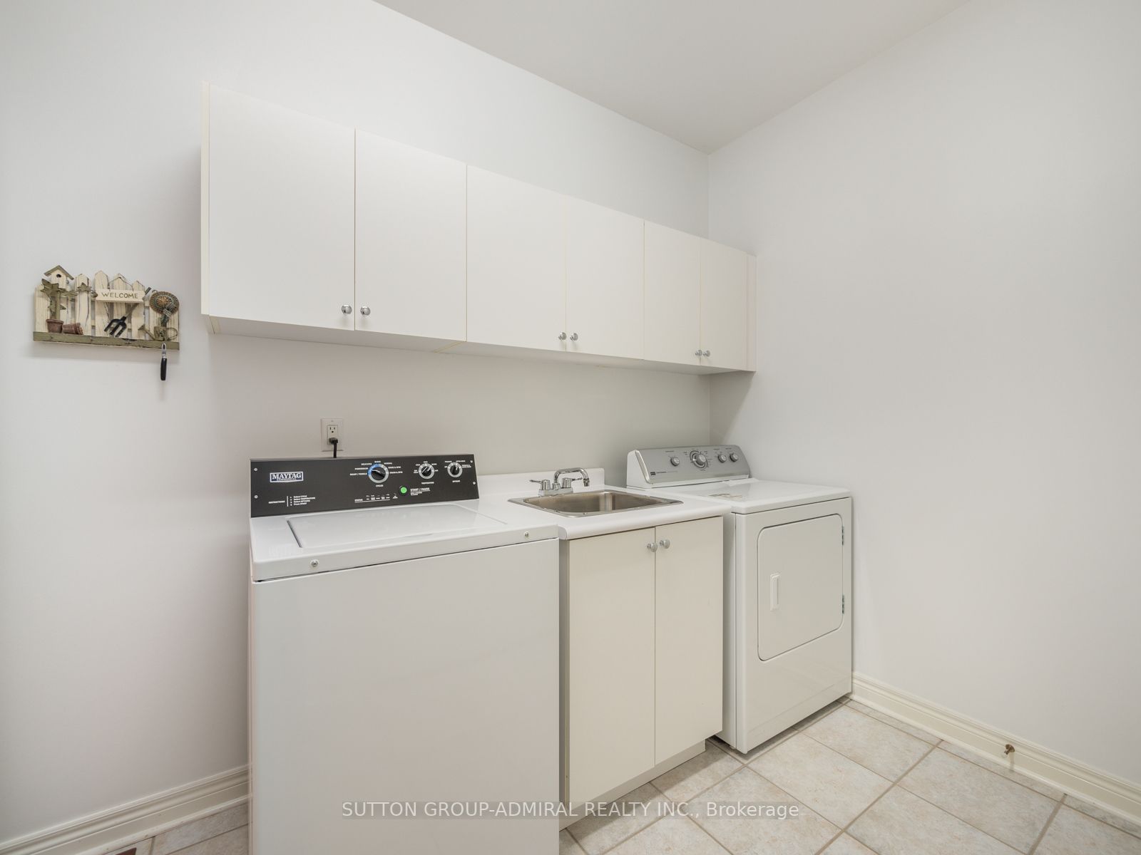 77 Francesca Crt