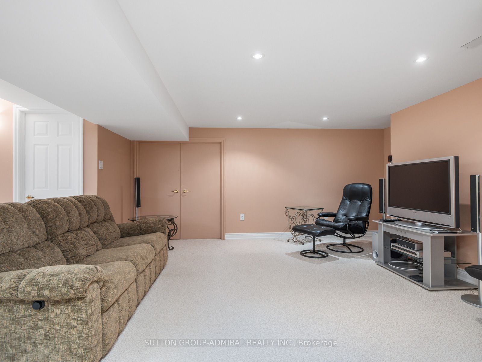 77 Francesca Crt