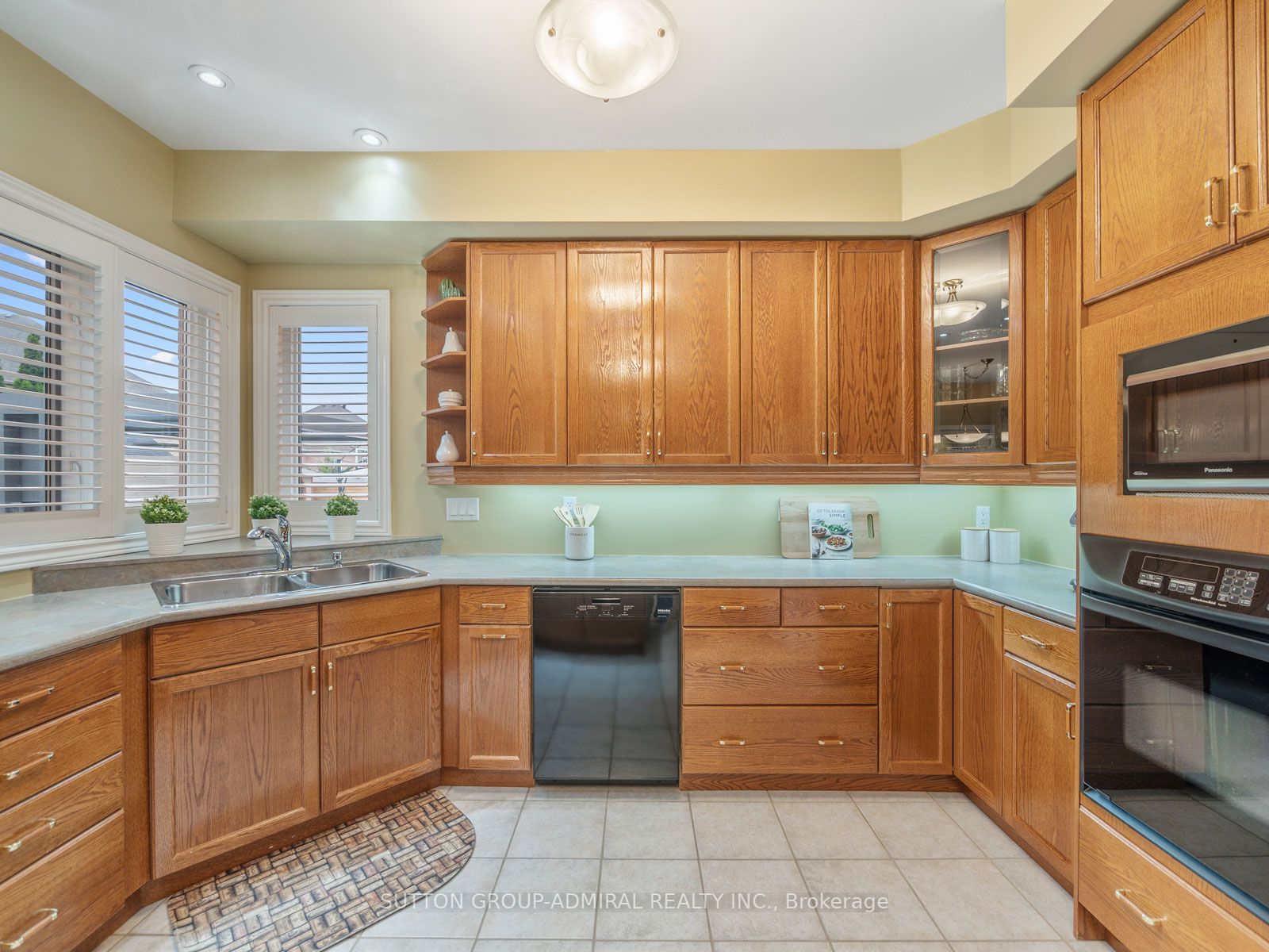 77 Francesca Crt