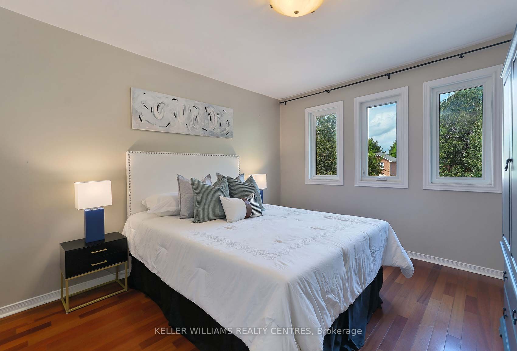 56 Ballard Crescent