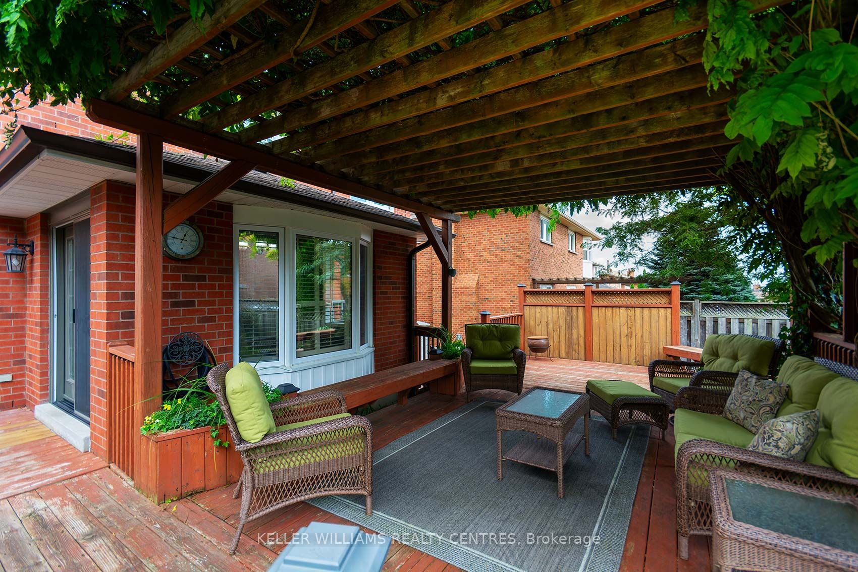 56 Ballard Crescent