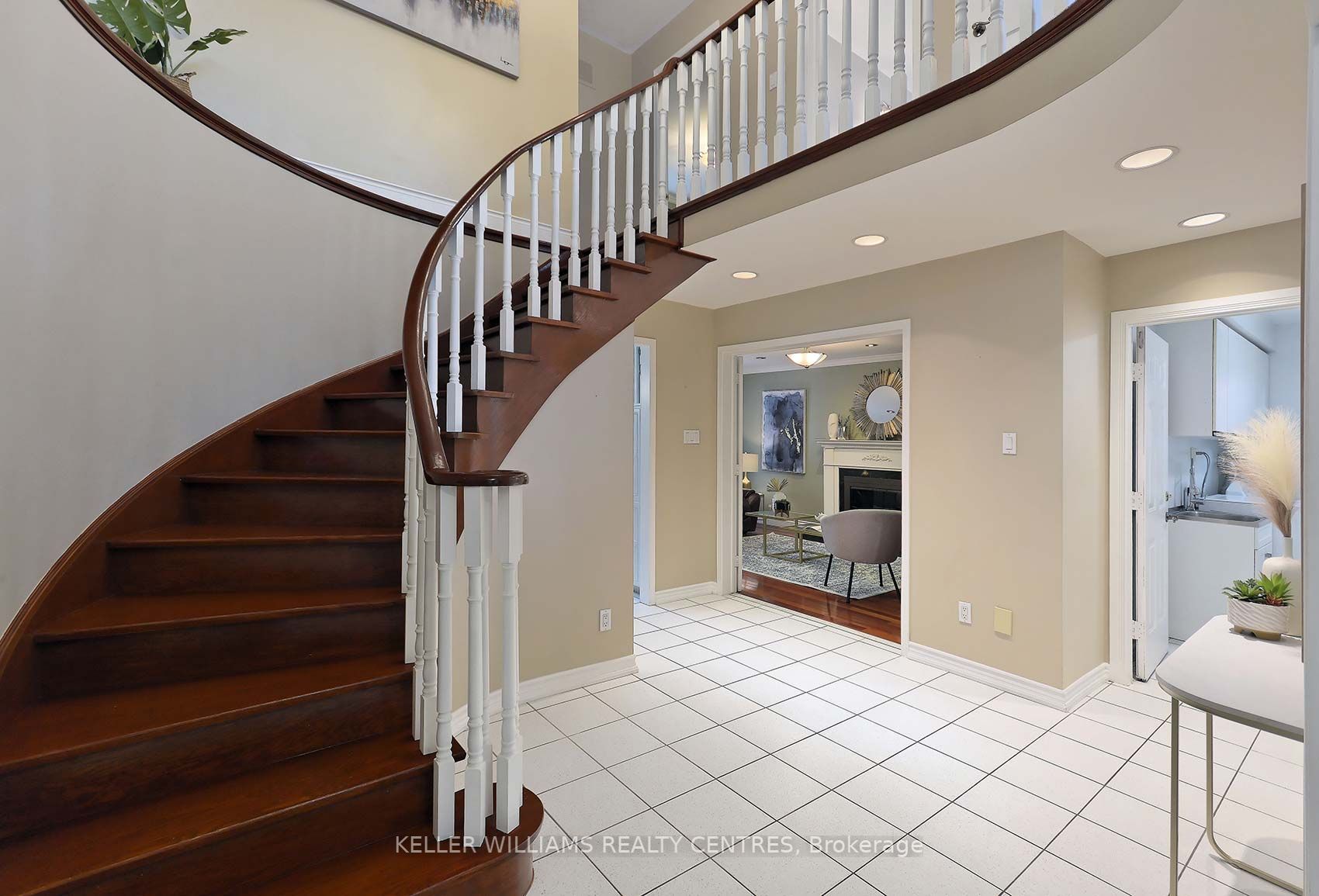 56 Ballard Crescent