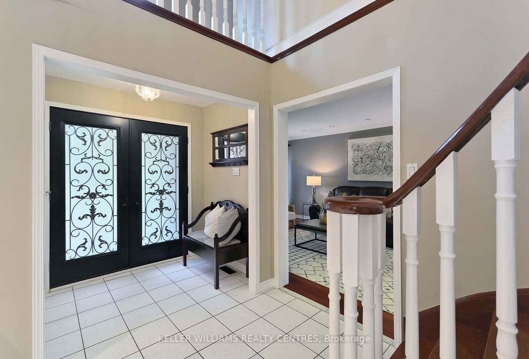 56 Ballard Cres