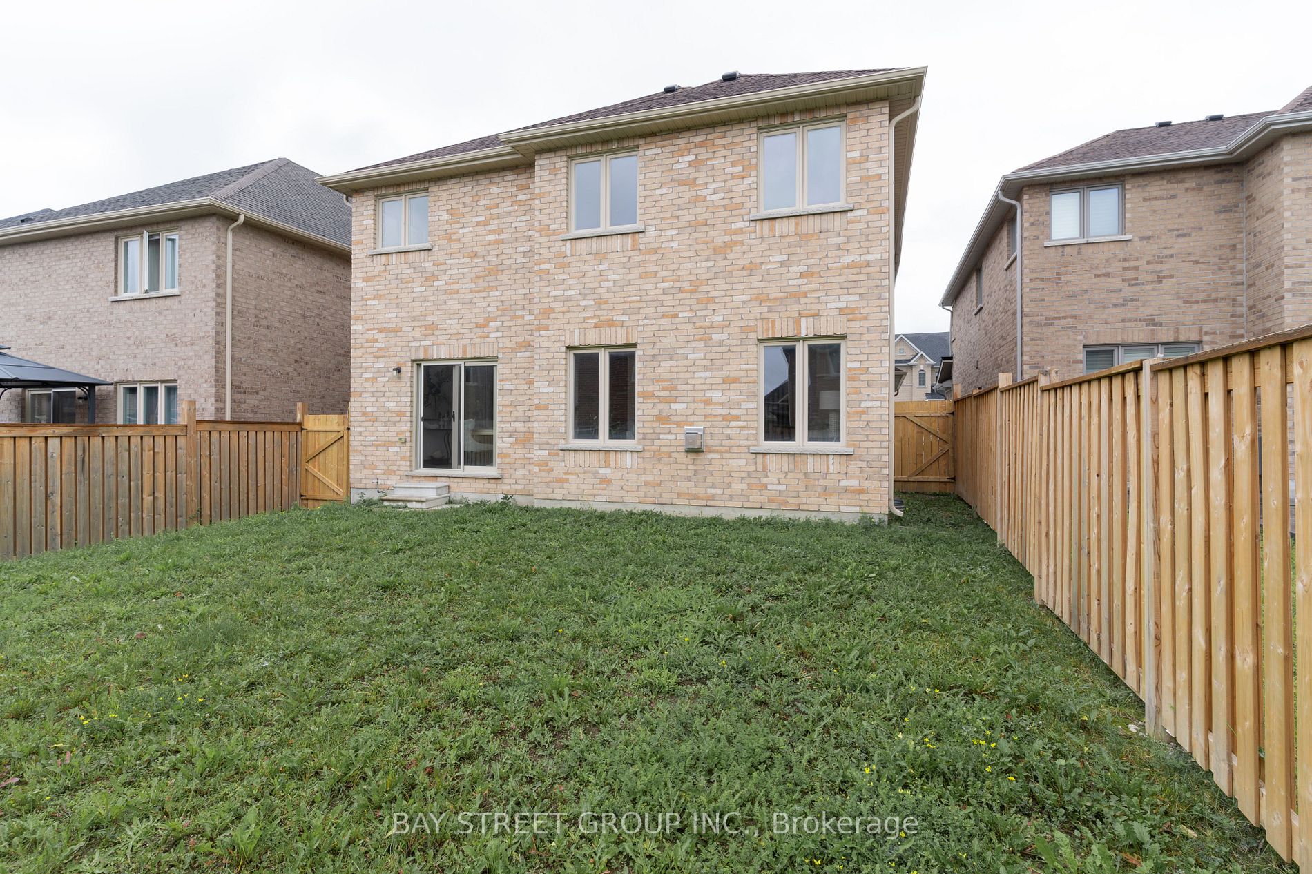 10 Milby Crescent