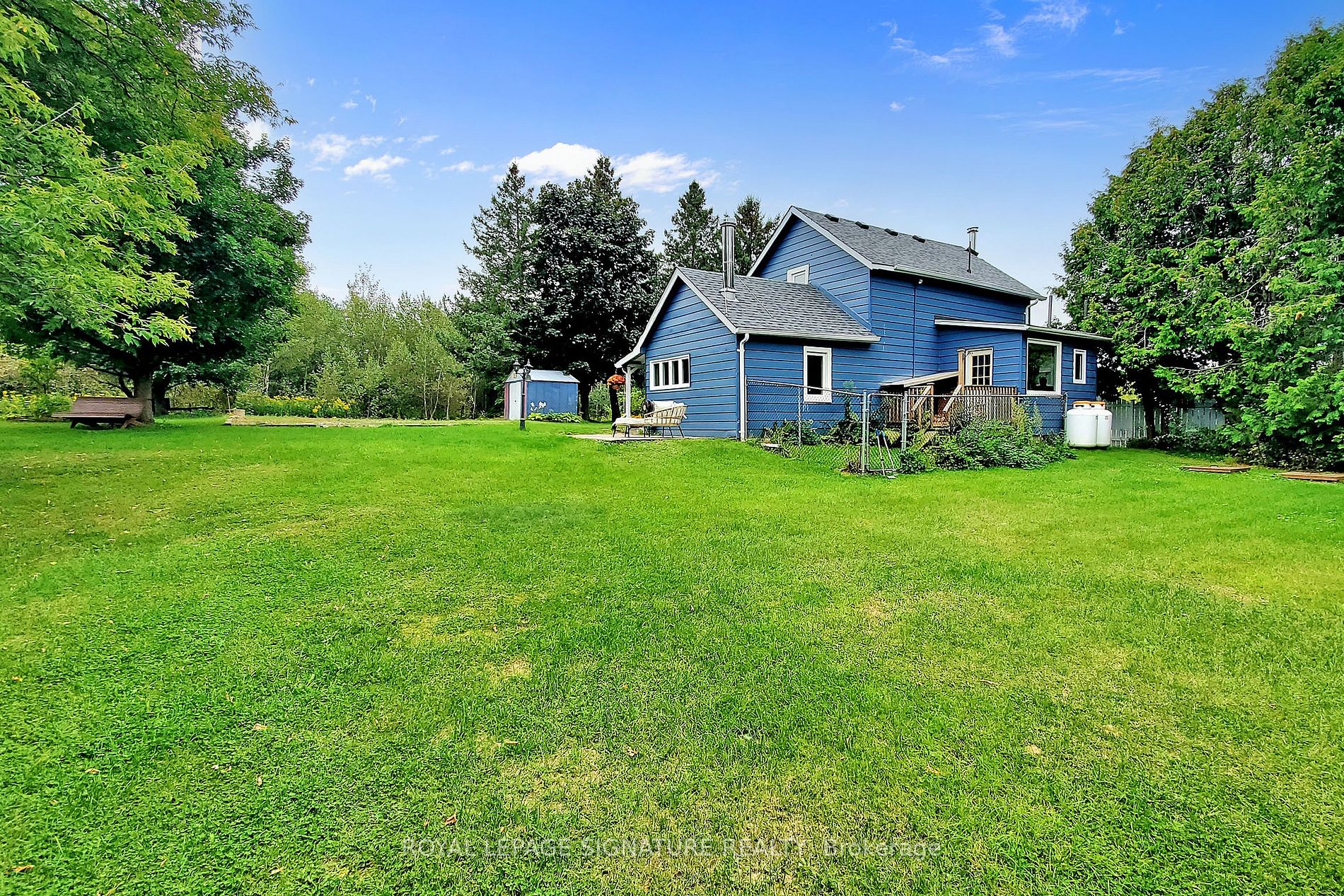30 Hunters Rd