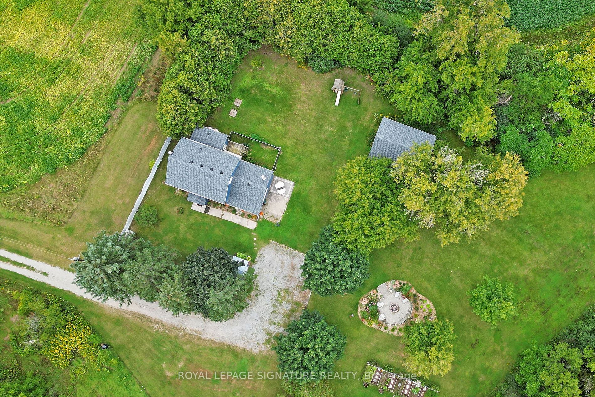 30 Hunters Rd