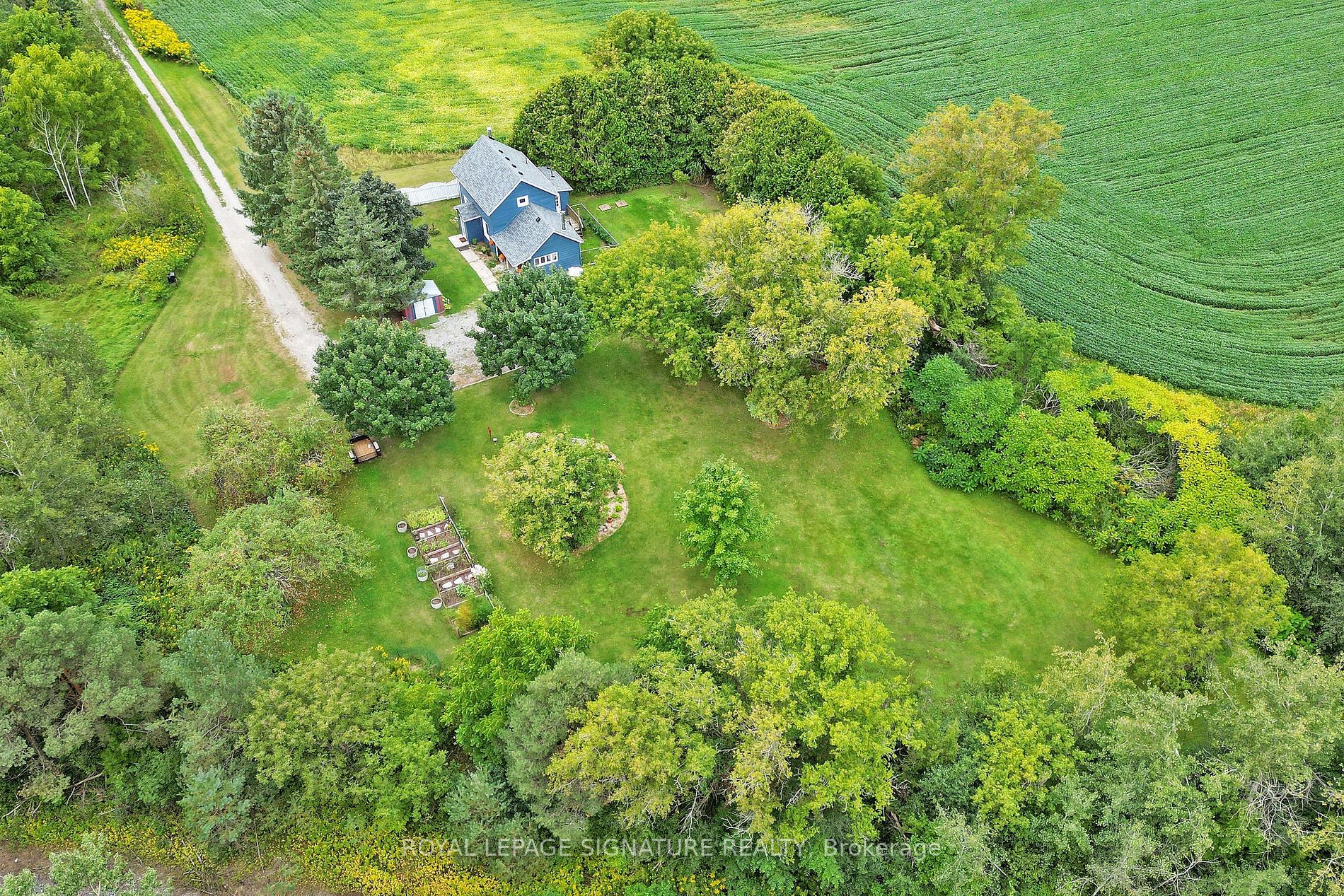 30 Hunters Rd