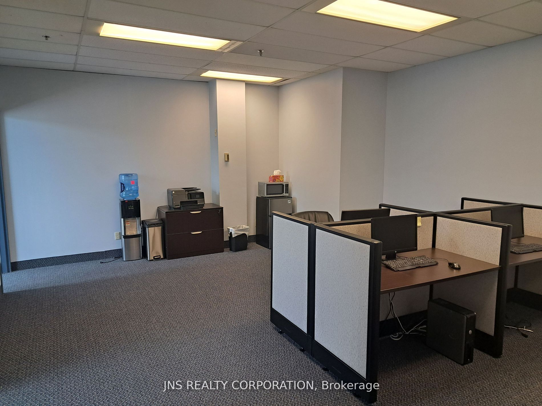 16775 Yonge St, #305