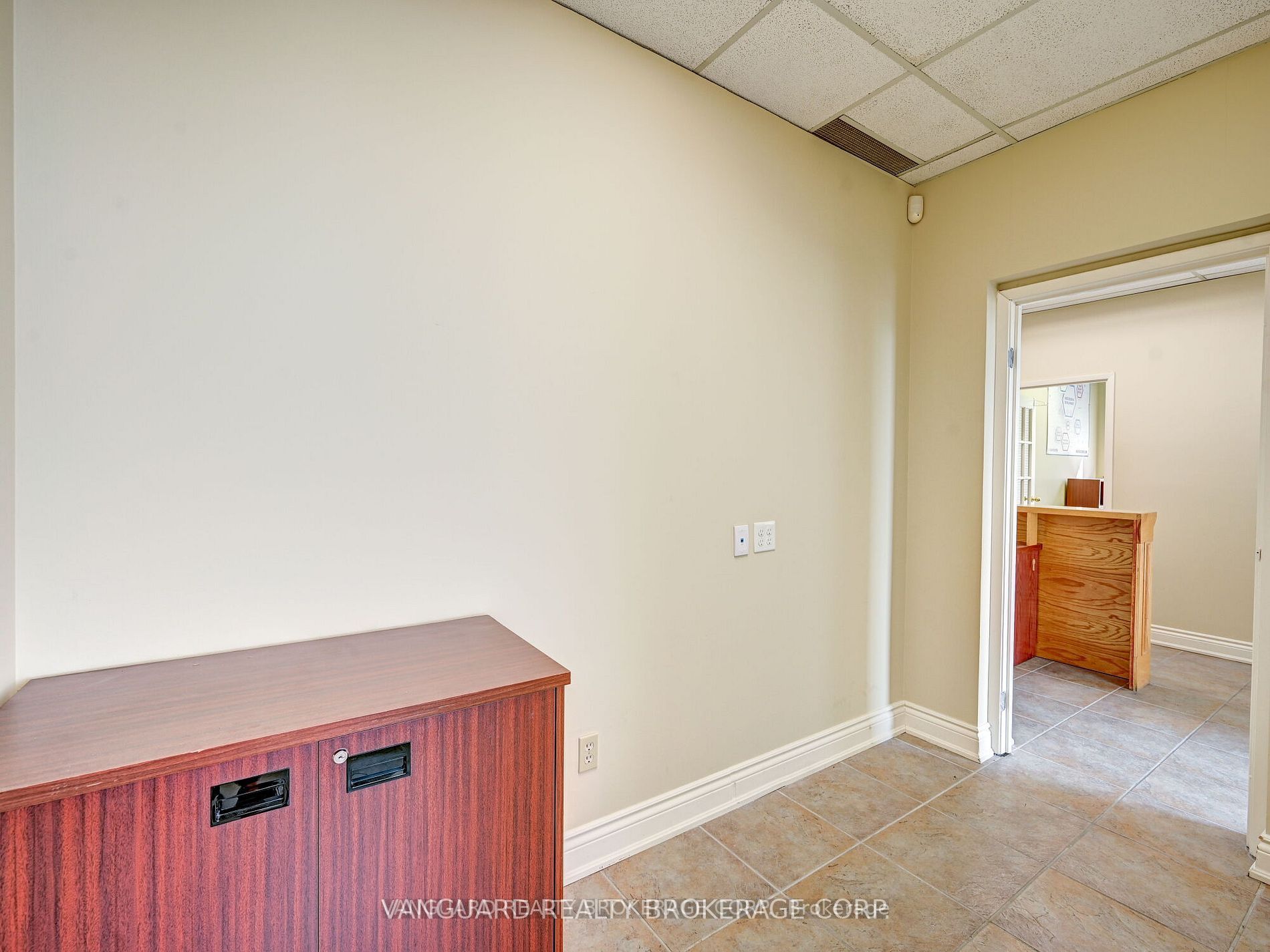 90 Winges Rd, #203-206