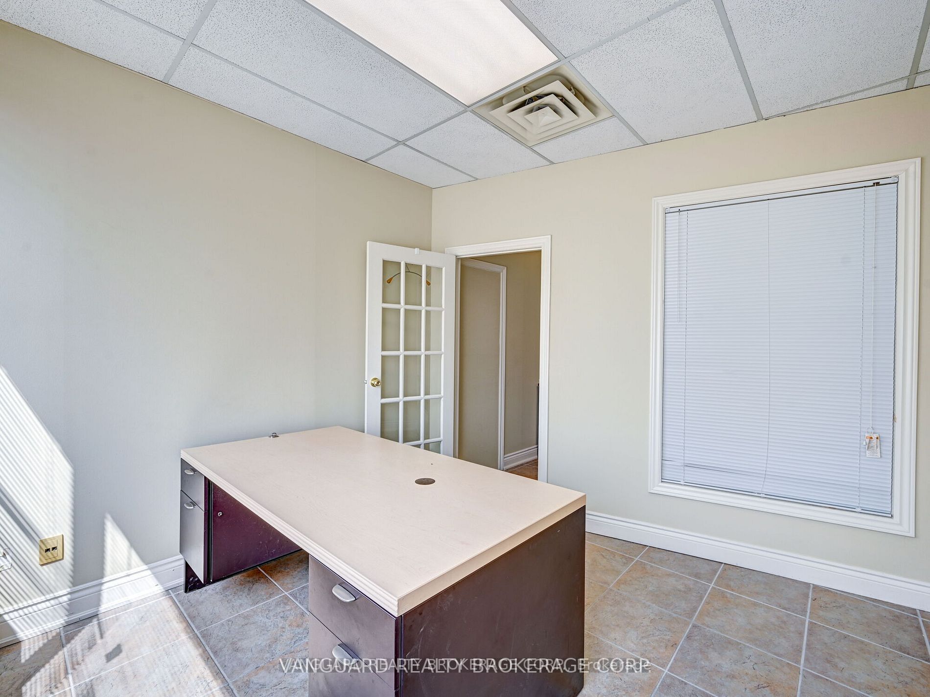 90 Winges Rd, #203-206