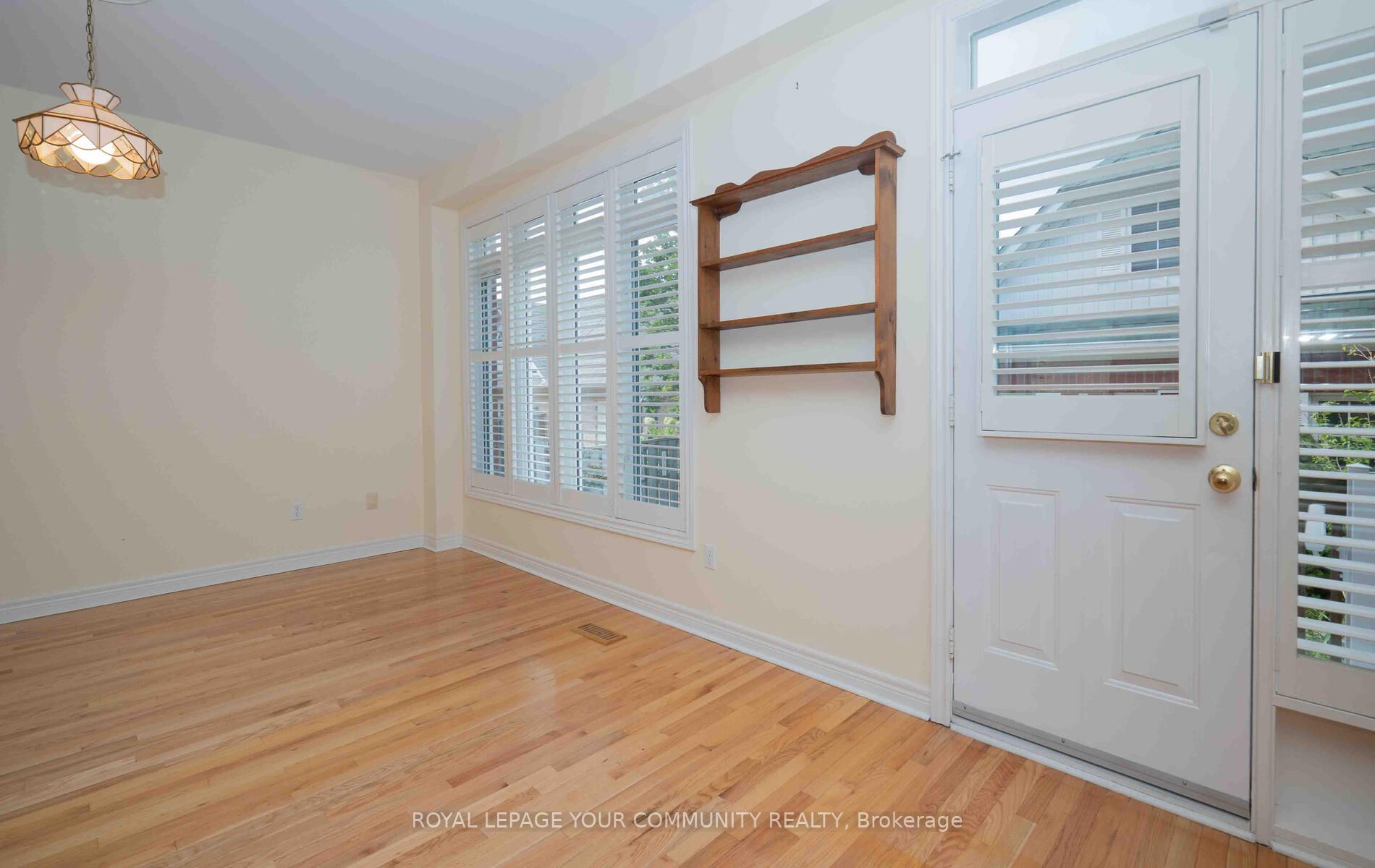 131 Irish Rose Dr