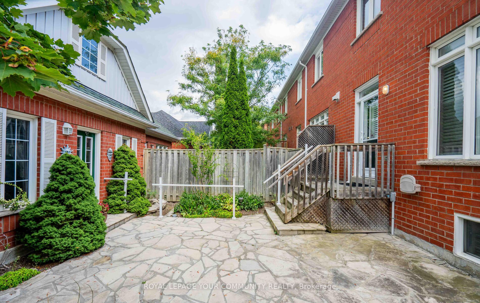 131 Irish Rose Dr