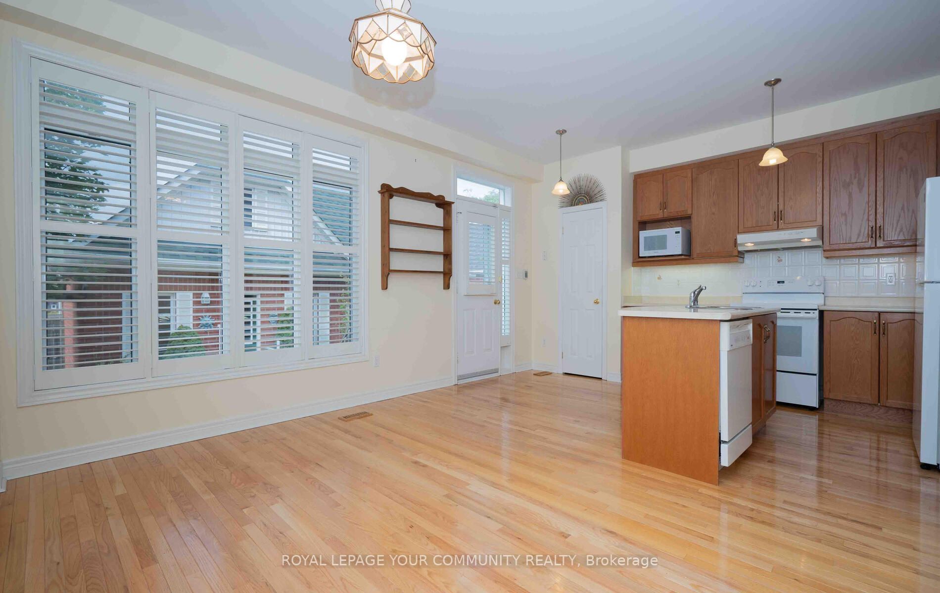 131 Irish Rose Dr