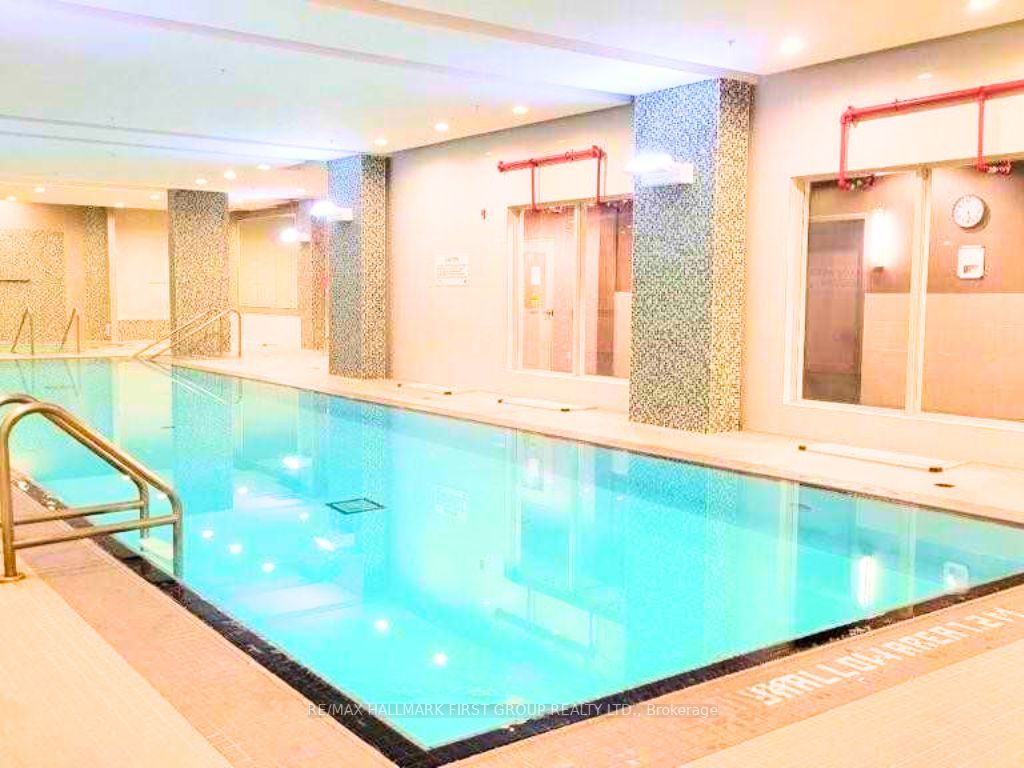 75 Norman Bethune Avenue, #422