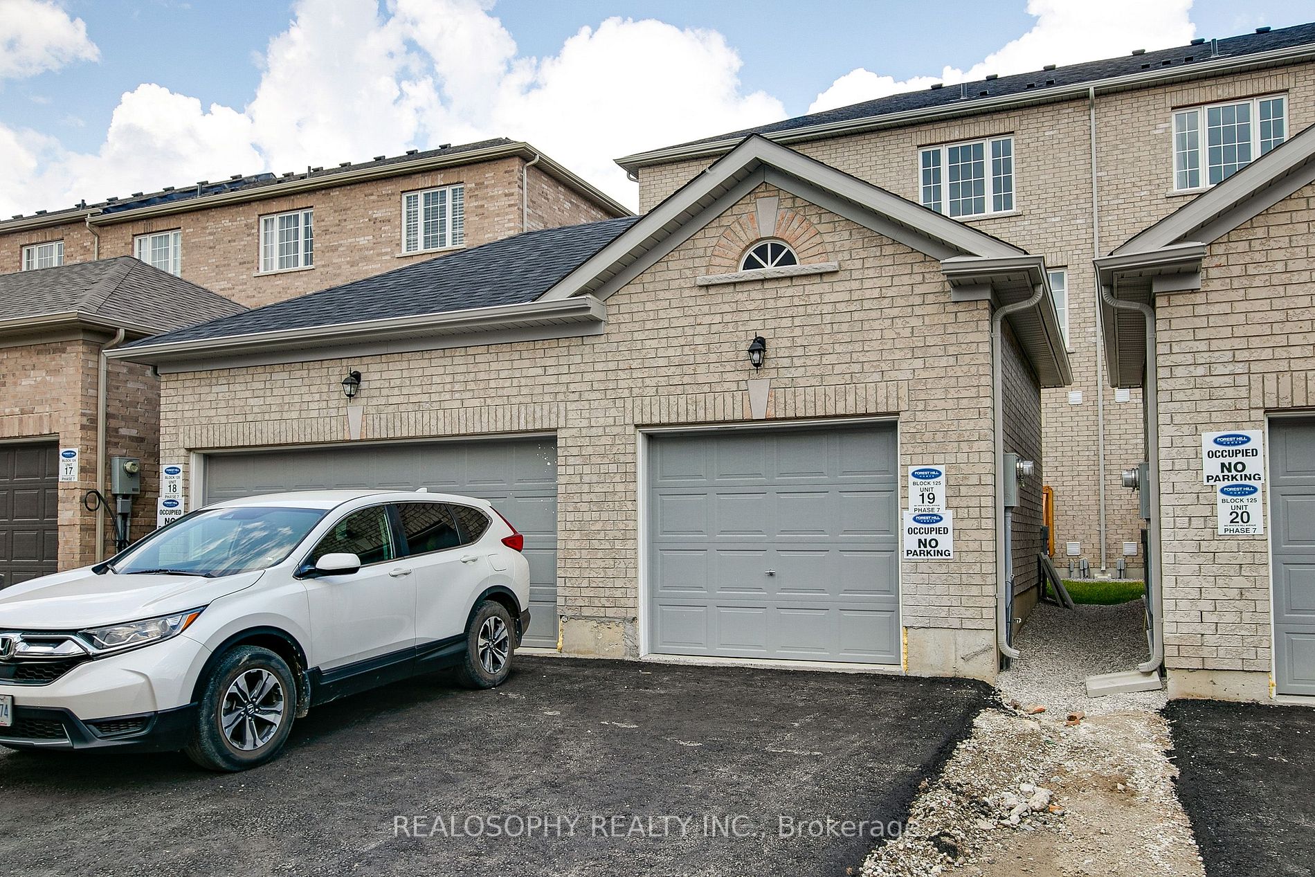 561 White's Hill Ave
