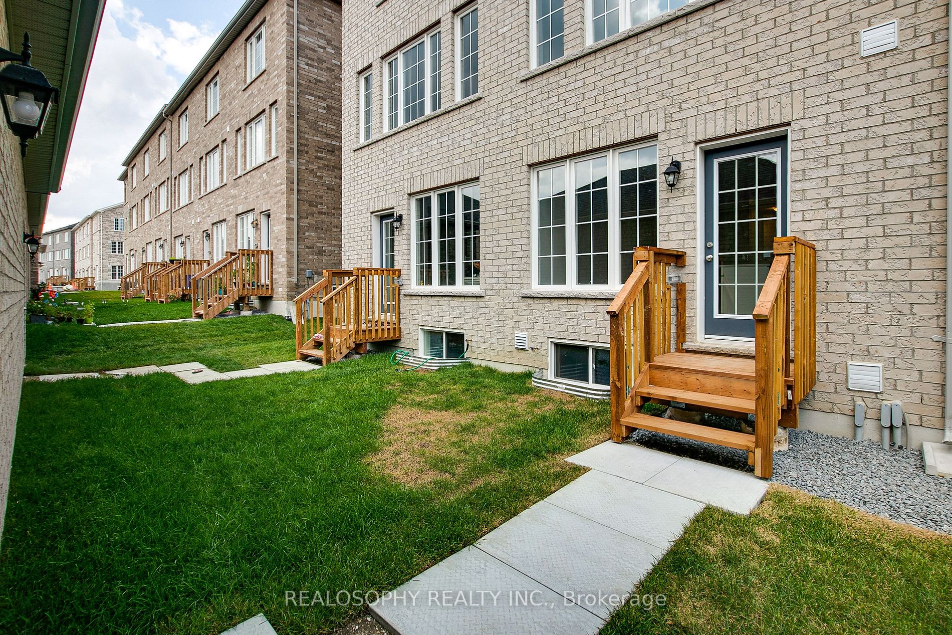 561 White's Hill Ave