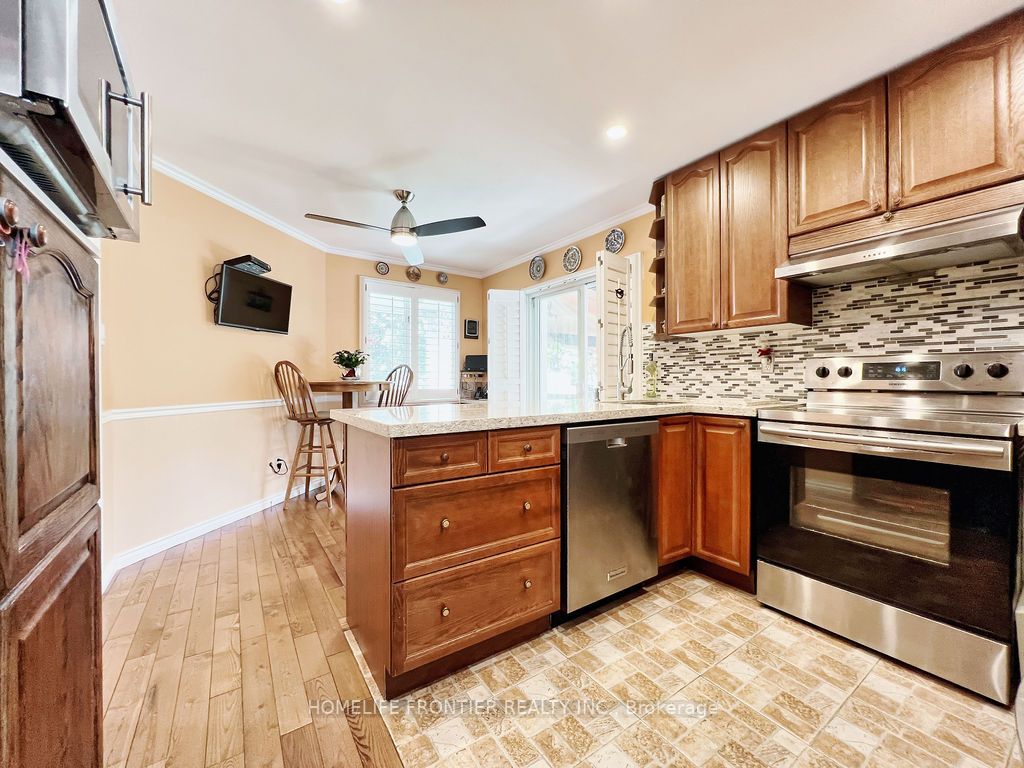 91 Donisi Ave