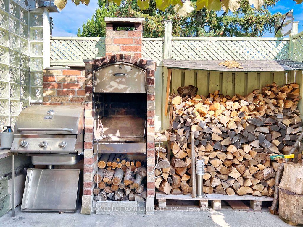91 Donisi Ave