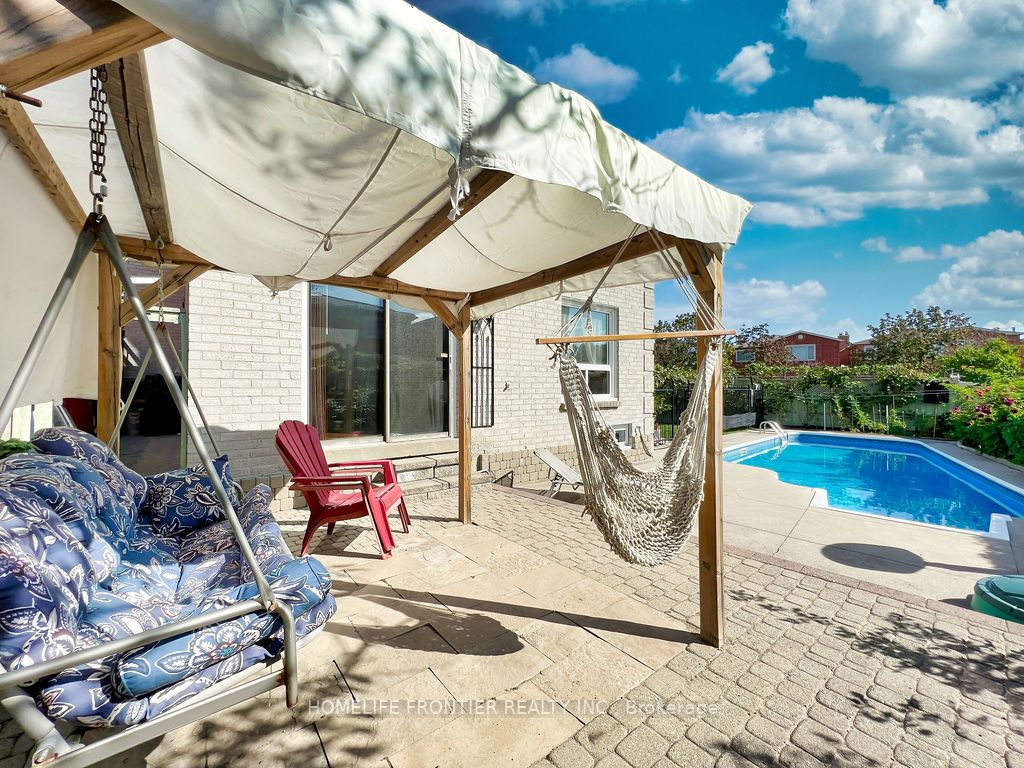 91 Donisi Ave