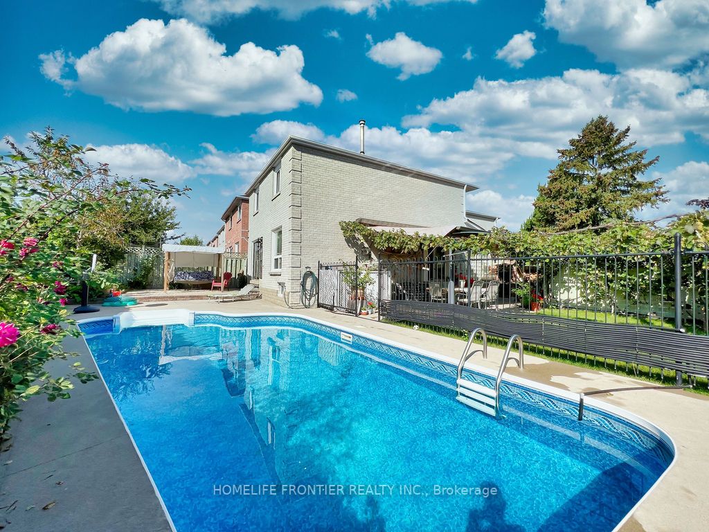 91 Donisi Ave
