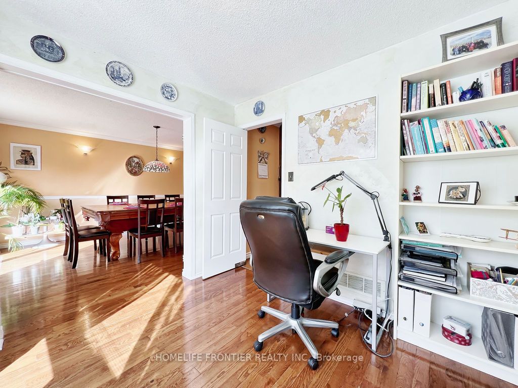 91 Donisi Ave