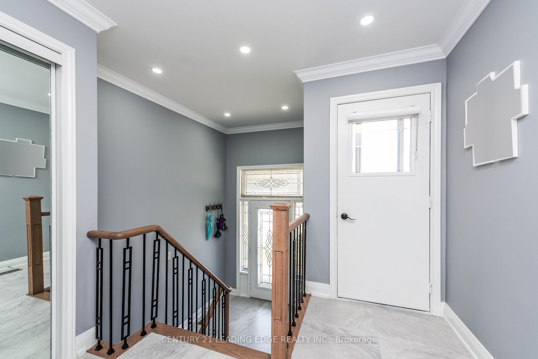 2 Twinberry Cres