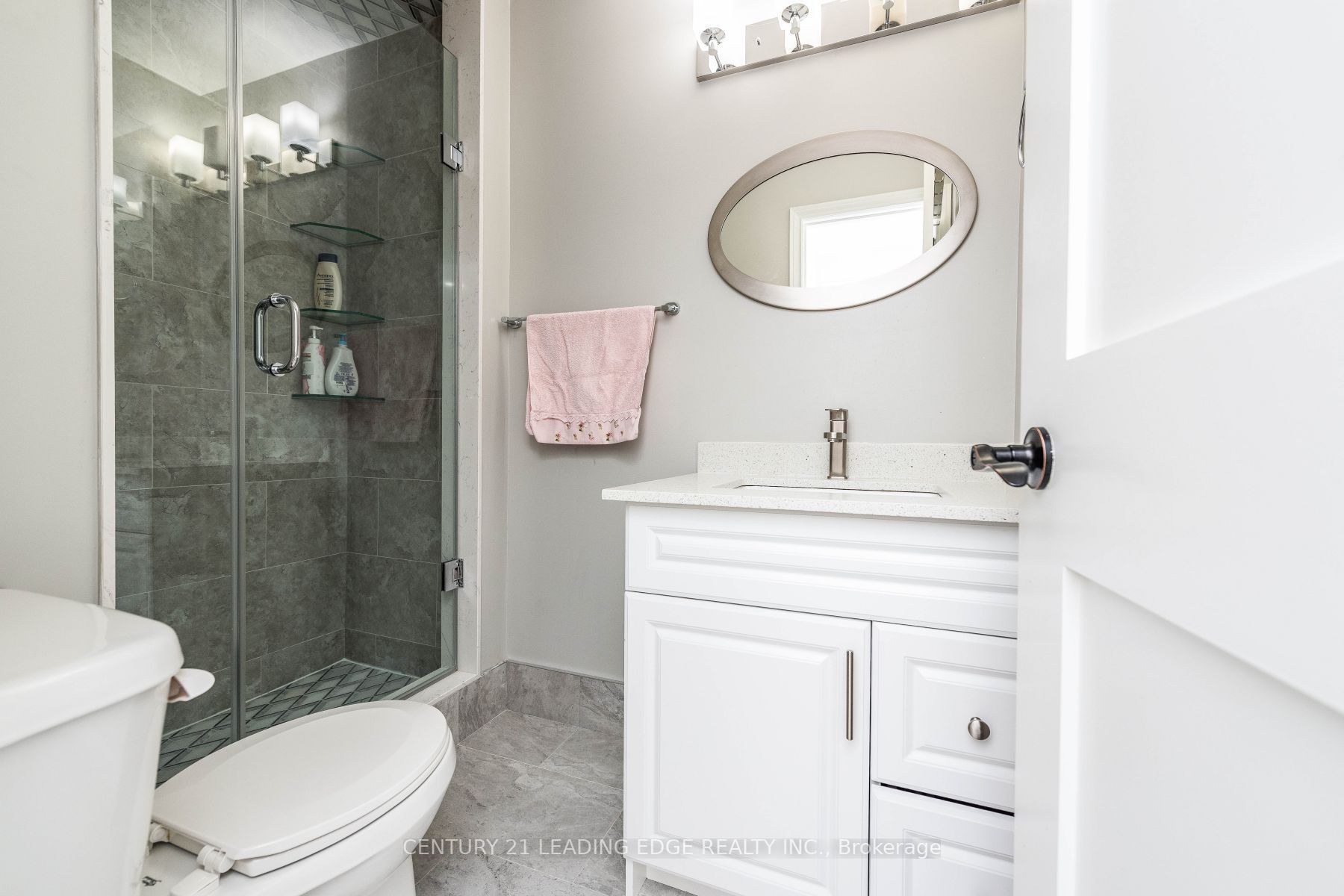 2 Twinberry Cres
