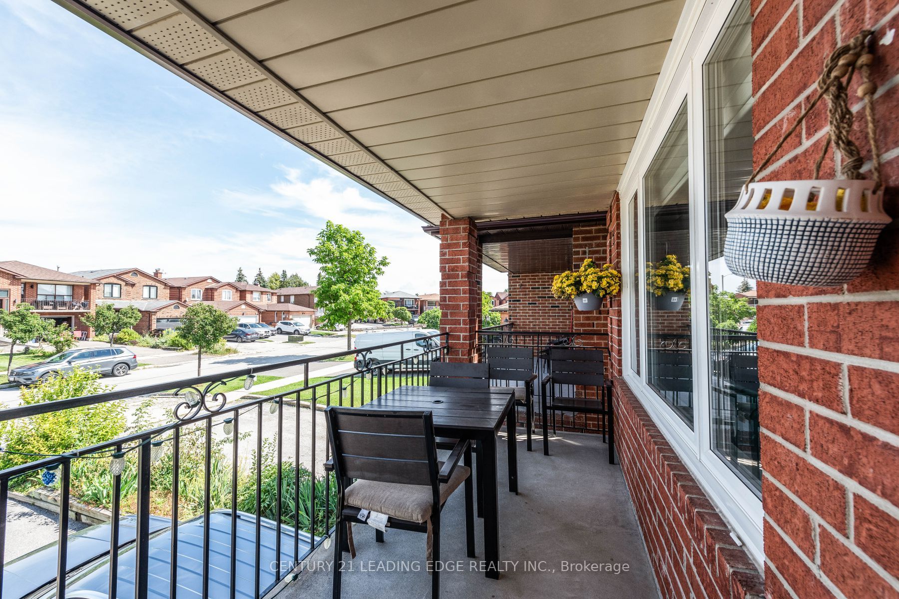 2 Twinberry Cres