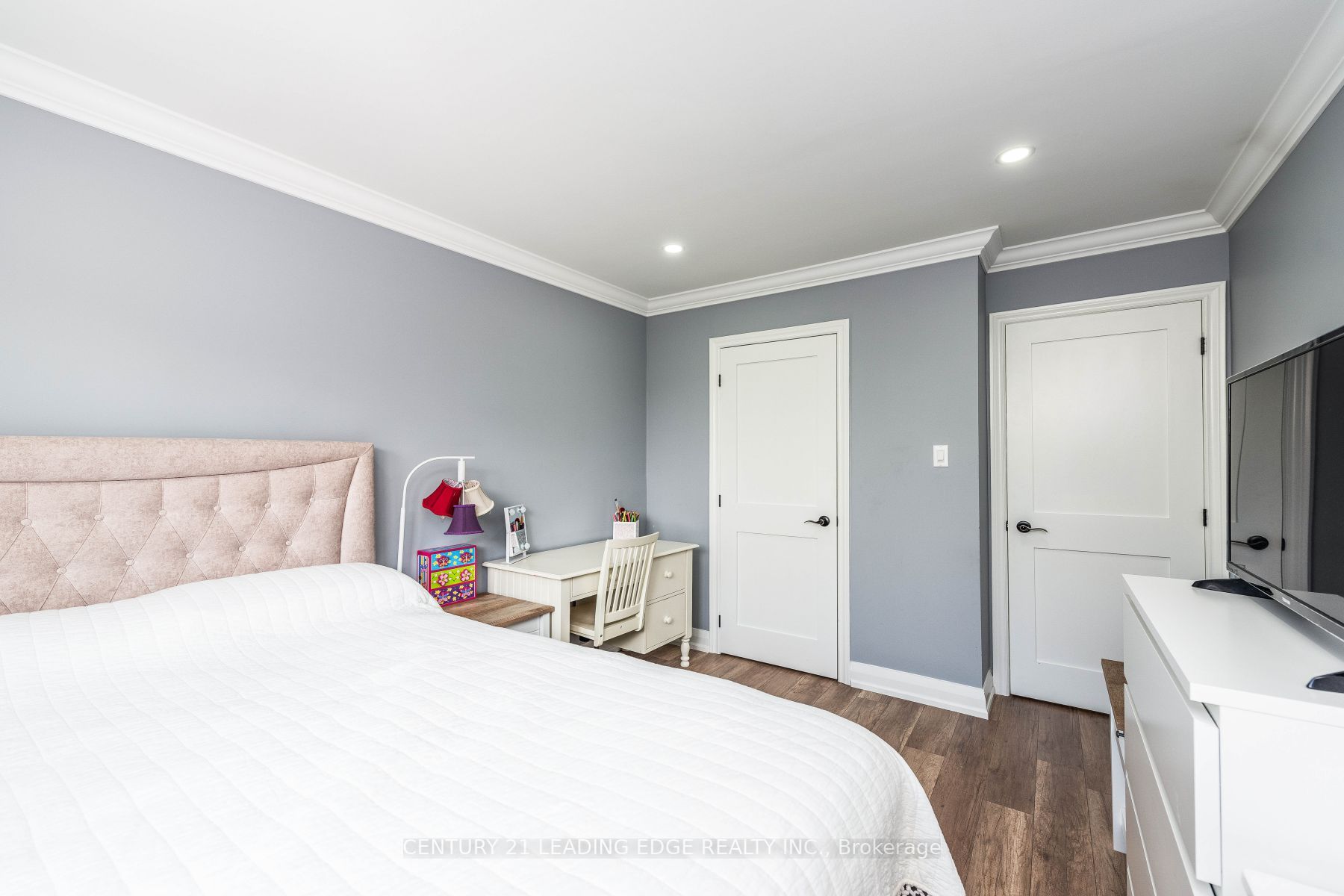 2 Twinberry Cres