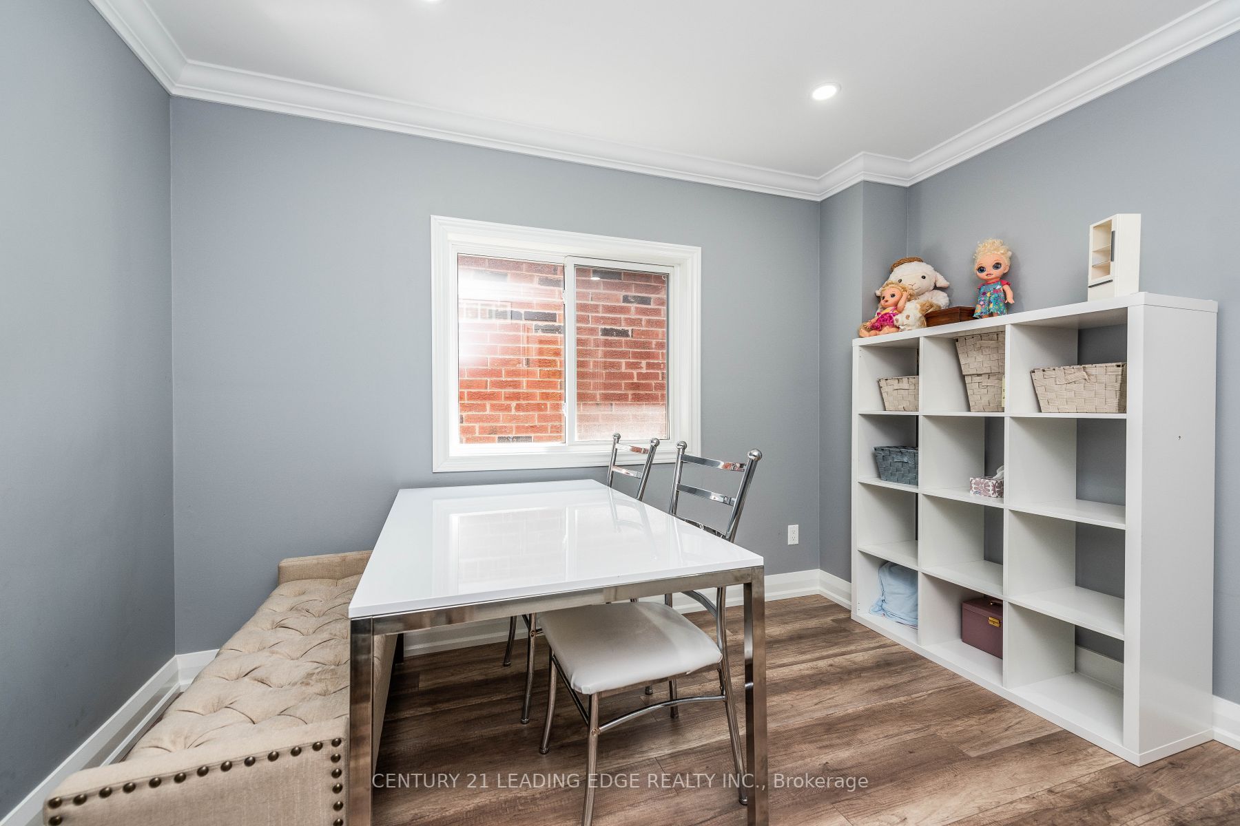 2 Twinberry Cres