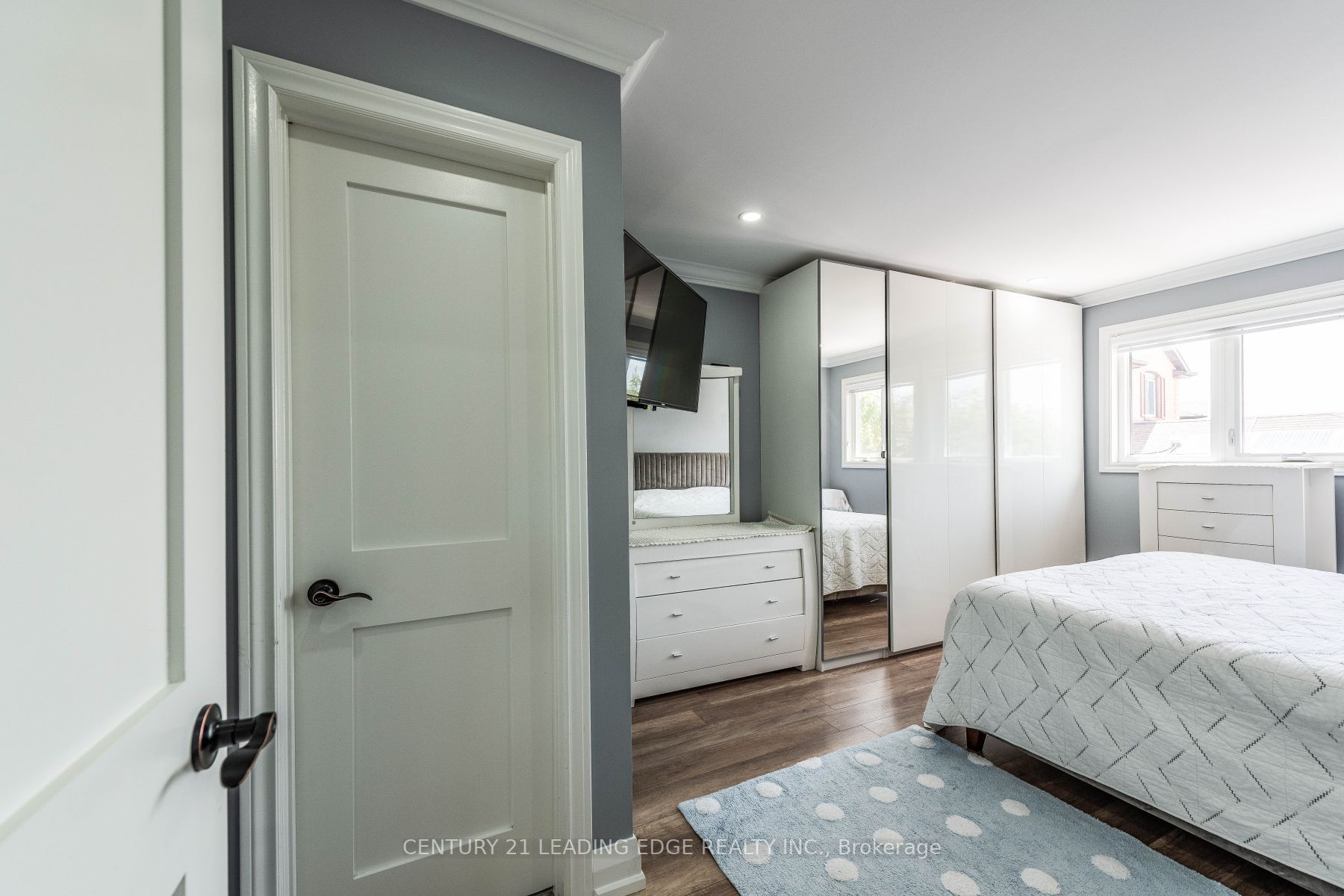 2 Twinberry Cres