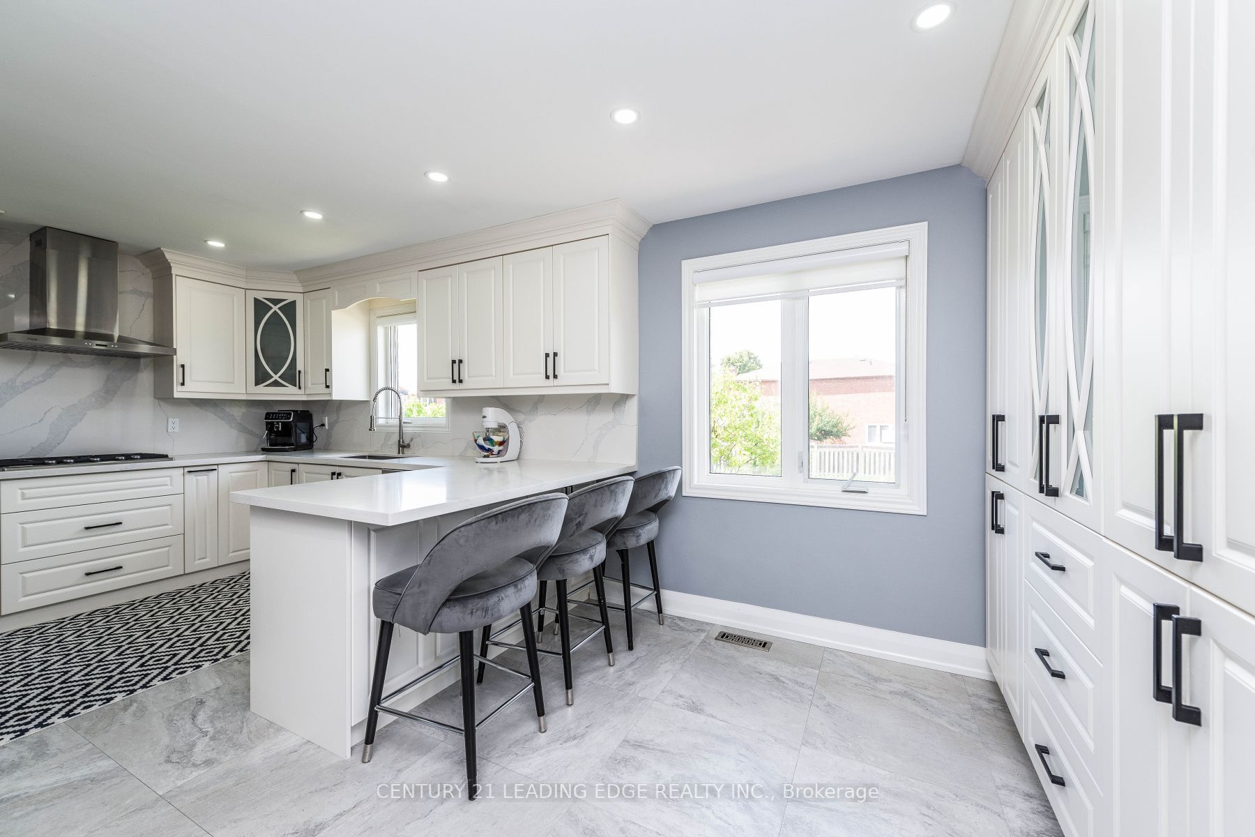 2 Twinberry Cres