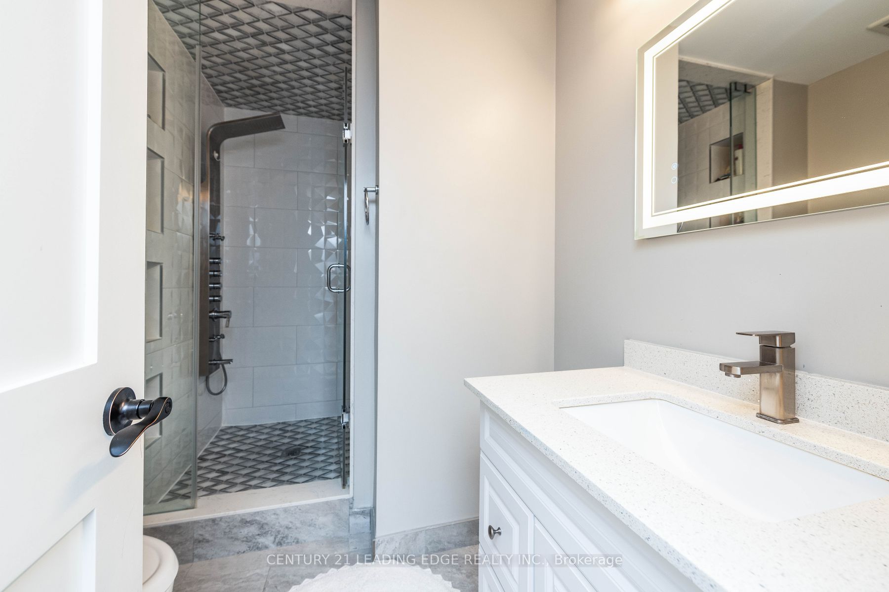 2 Twinberry Cres