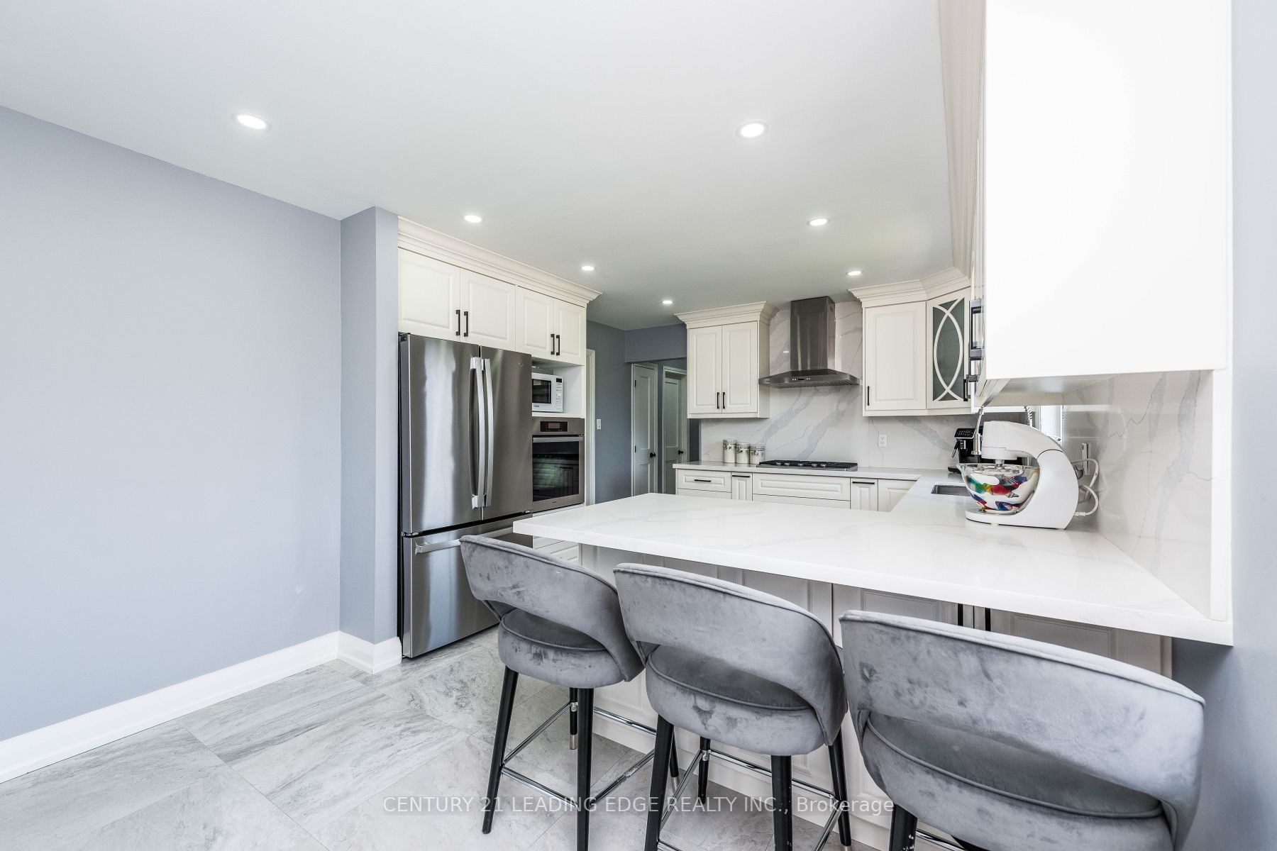 2 Twinberry Cres