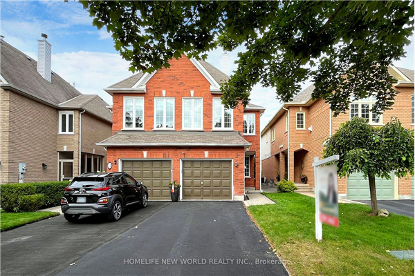 13 Widdifield Ave, Newmarket