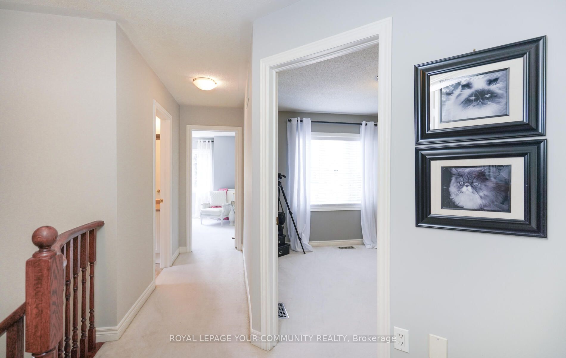 55 Watkins Glen Cres