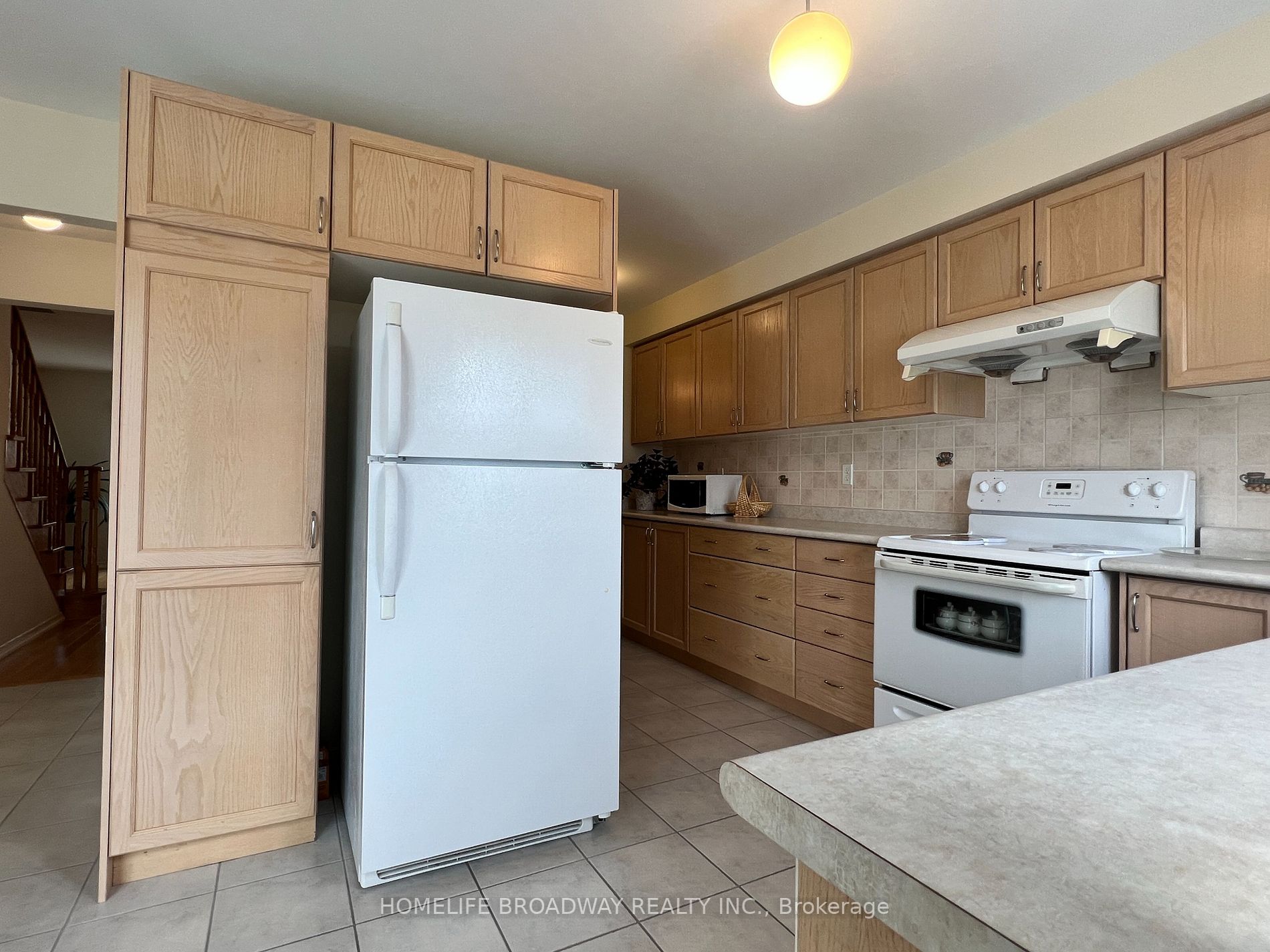 78 Thoroughbred Way