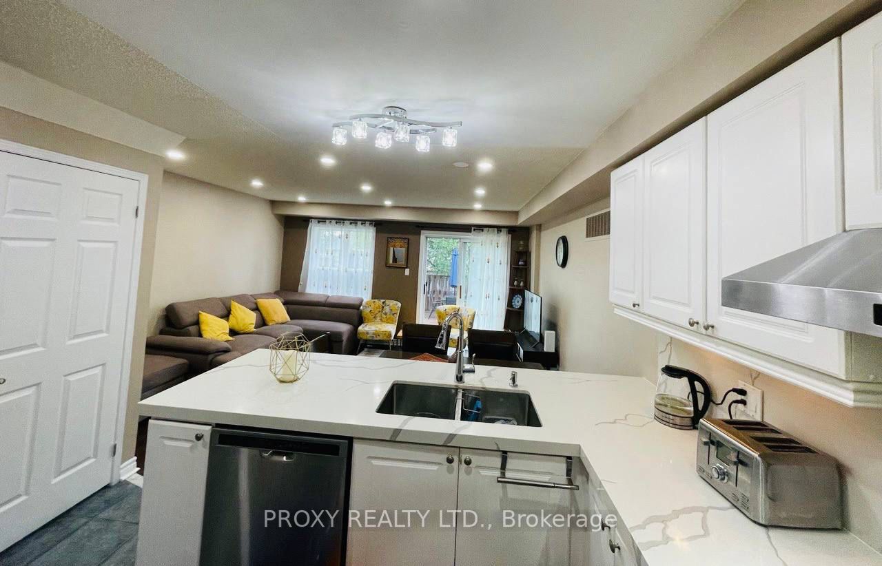 691 Limpert Terr, #9