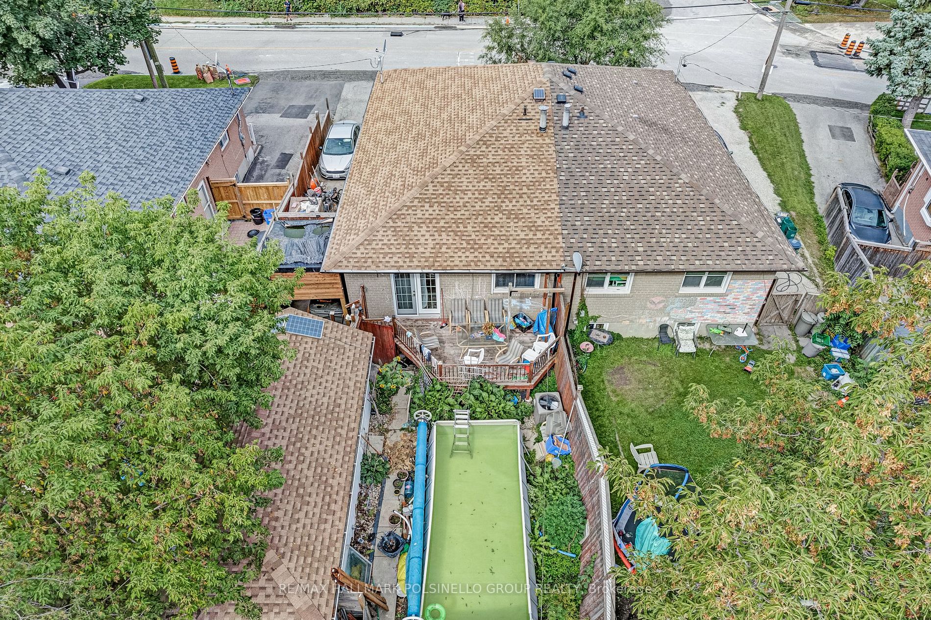 63 Longford Dr